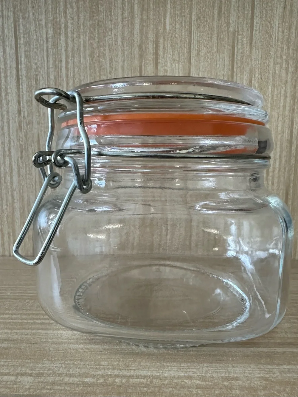 Classic food storage jar • glass • metal and rubber clasp